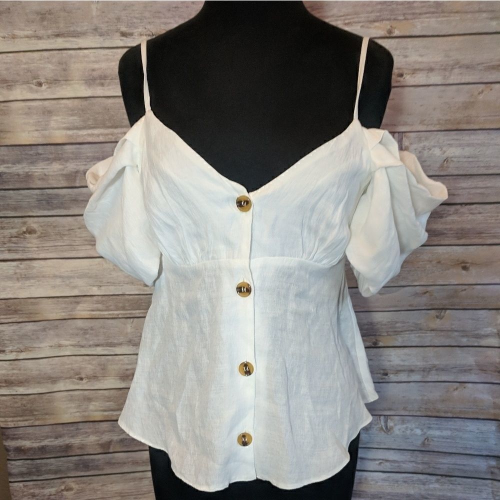 TopShop Cold Shoulder Ivory Button Up - Picture 2 of 7